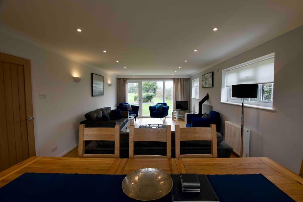 Spacious 5 Bed In The Countryside, Close To Frinton-On-Sea Kirby Cross Exteriör bild